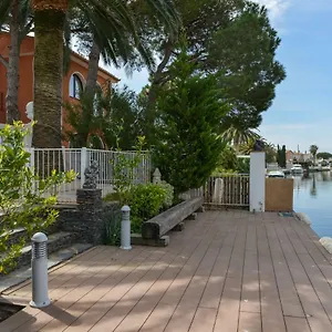 Hébergement de vacances Requesens On Canal, Empuriabrava